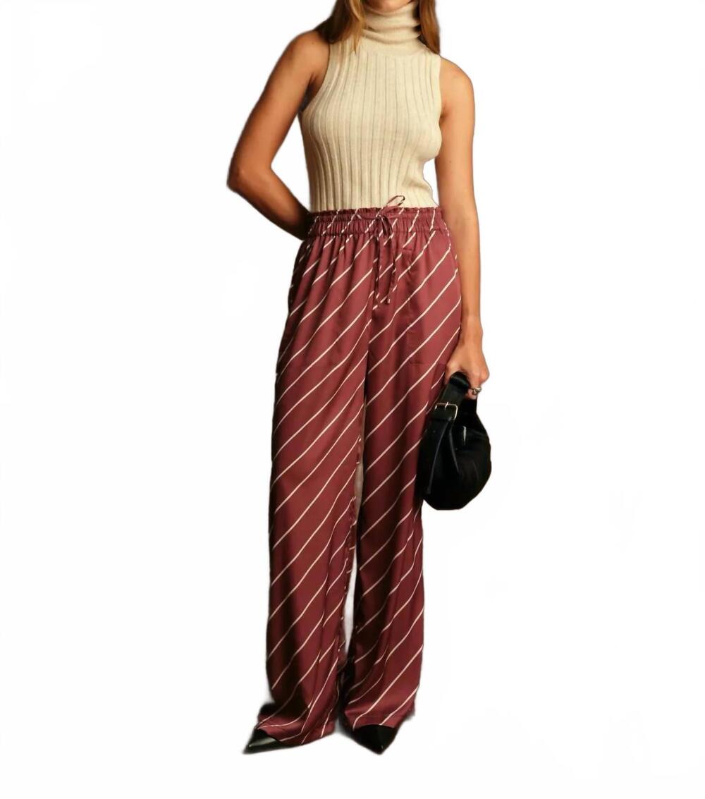 NEW DELUC ben turtleneck knit top in ecmel